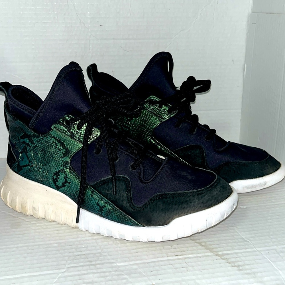 ADIDAS Tubular X Mens 10 Sneakers Green Snake S31988 Black Leather lace up shoes